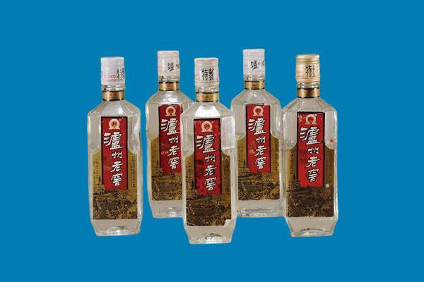 师宗县回收泸州老窖.jpg